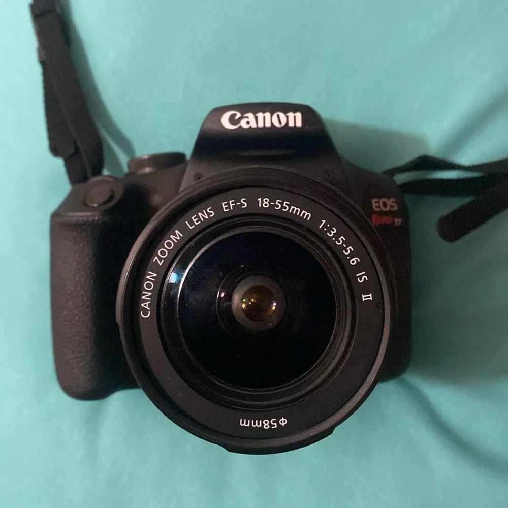 Canon EOS Rebel T7